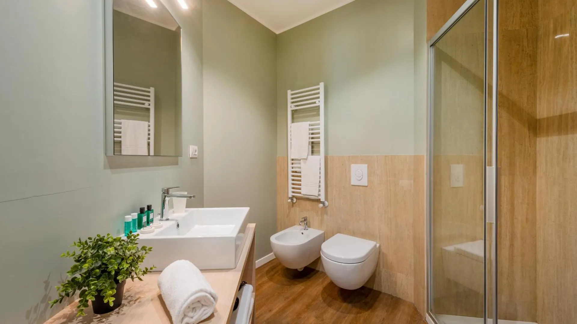 Duomo Apartments B Home - Two Bedrooms & Bathroom Milano